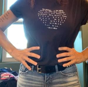 Meet your Posher, Bato